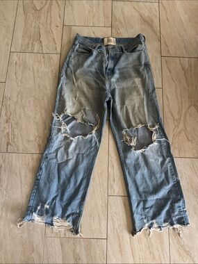 Urban Outfitters BDG JEANS unisex Light Blue Distressed Relaxed Baggy size 33/32